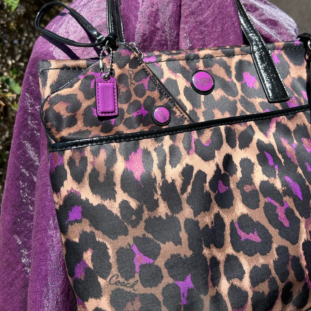 Coach Signature Ocelot Leopard Print Tote & Wristlet 💜🐆